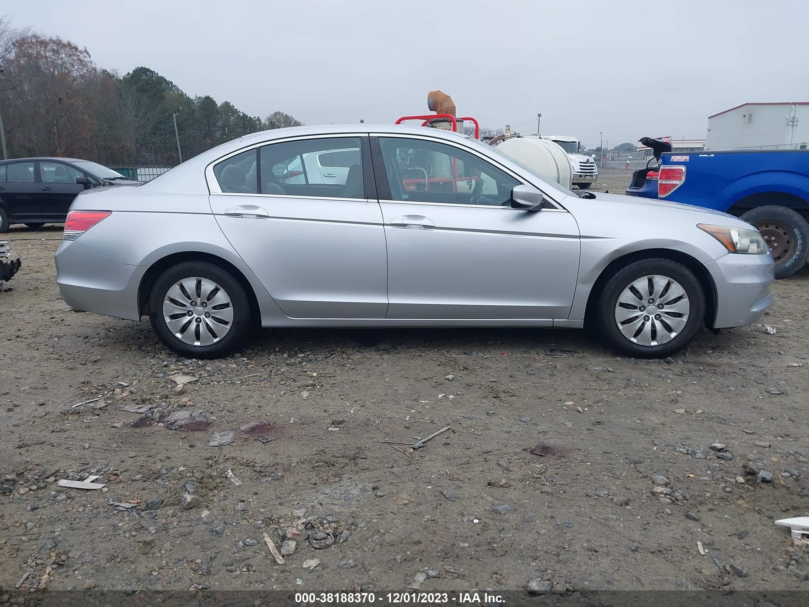 Photo 12 VIN: 1HGCP2F39CA076547 - HONDA ACCORD 