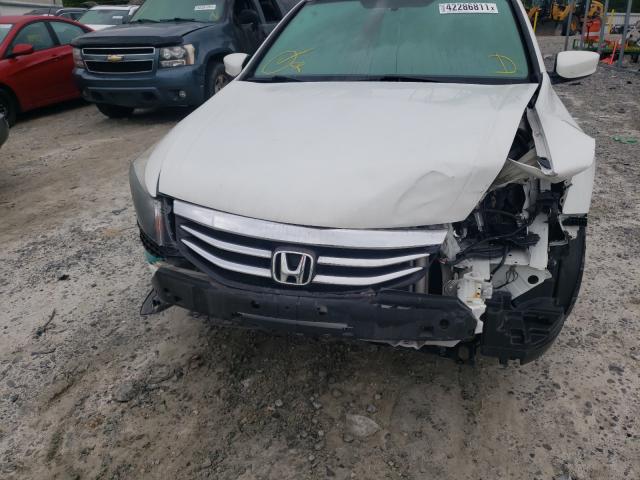 Photo 8 VIN: 1HGCP2F39CA148959 - HONDA ACCORD LX 