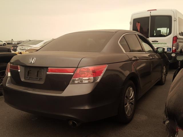 Photo 3 VIN: 1HGCP2F39CA152784 - HONDA ACCORD LX 