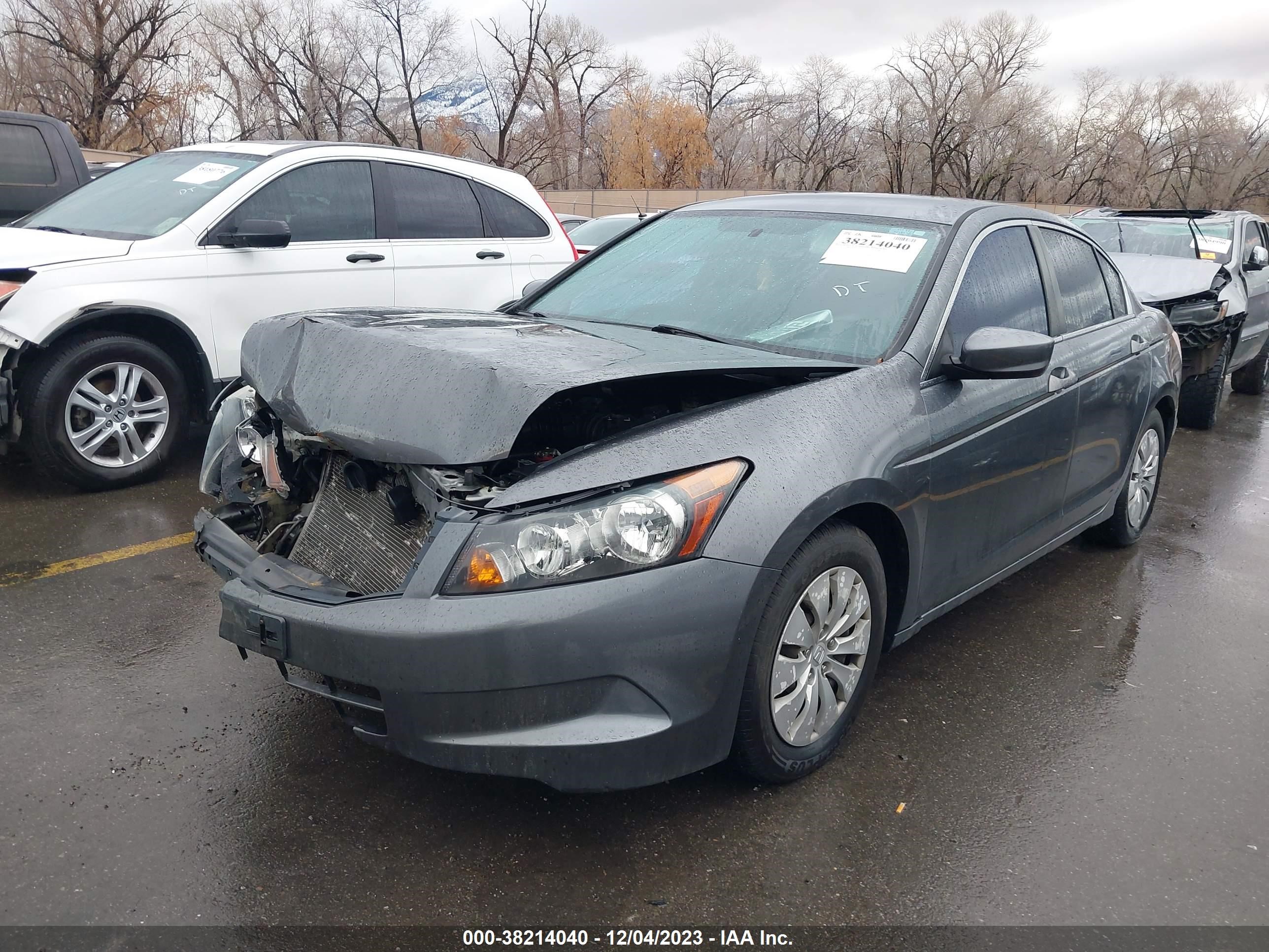 Photo 1 VIN: 1HGCP2F39CA160626 - HONDA ACCORD 