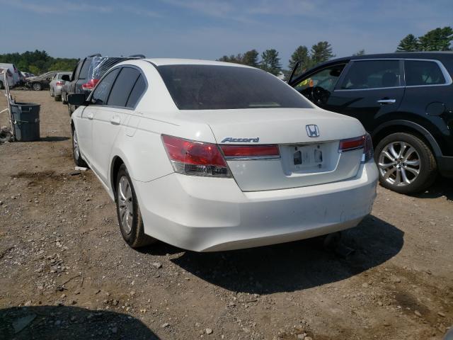 Photo 2 VIN: 1HGCP2F39CA187938 - HONDA ACCORD LX 