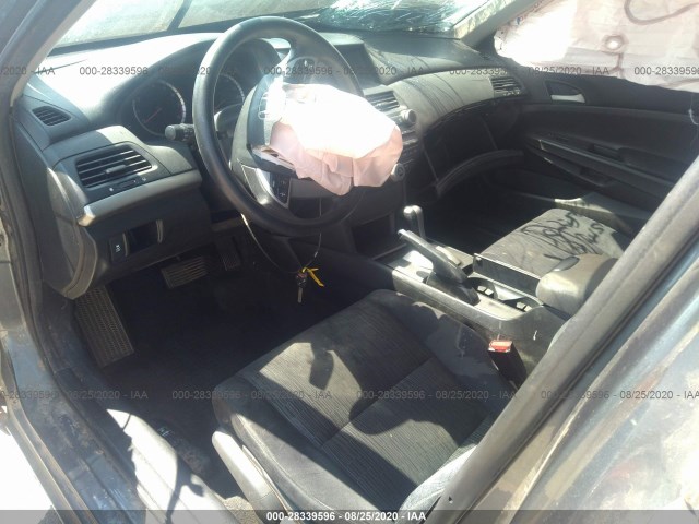 Photo 4 VIN: 1HGCP2F39CA212658 - HONDA ACCORD SDN 