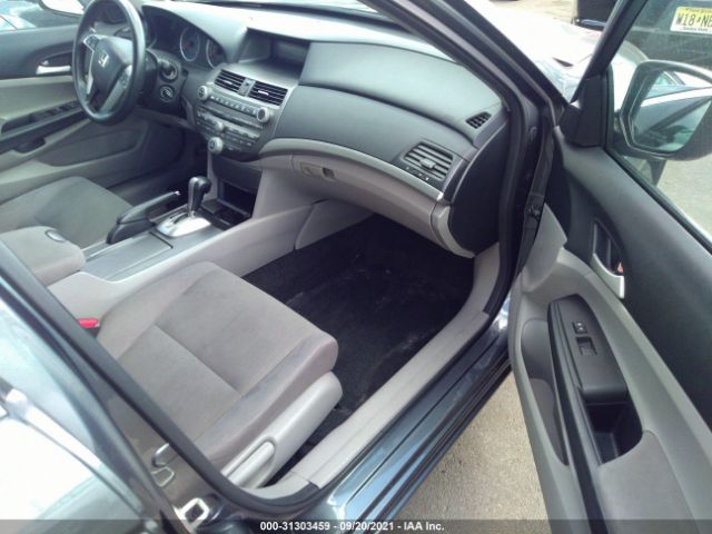 Photo 4 VIN: 1HGCP2F39CA214152 - HONDA ACCORD SDN 