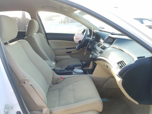 Photo 4 VIN: 1HGCP2F39CA214930 - HONDA ACCORD LX 