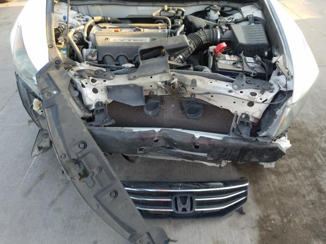 Photo 6 VIN: 1HGCP2F39CA214930 - HONDA ACCORD LX 