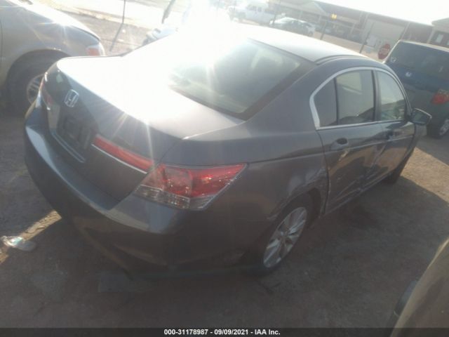 Photo 3 VIN: 1HGCP2F39CA220534 - HONDA ACCORD SDN 