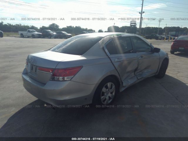 Photo 3 VIN: 1HGCP2F39CA233428 - HONDA ACCORD SDN 