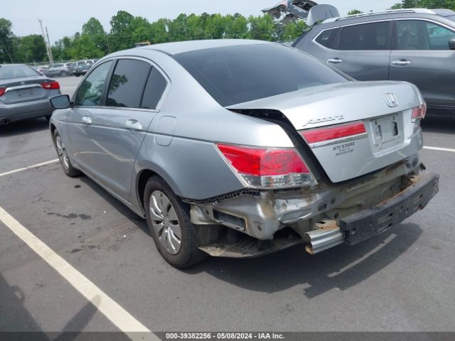 Photo 2 VIN: 1HGCP2F39CA246499 - HONDA ACCORD SDN 