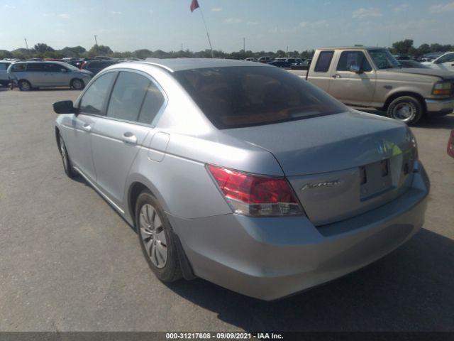 Photo 2 VIN: 1HGCP2F3XAA003314 - HONDA ACCORD SDN 