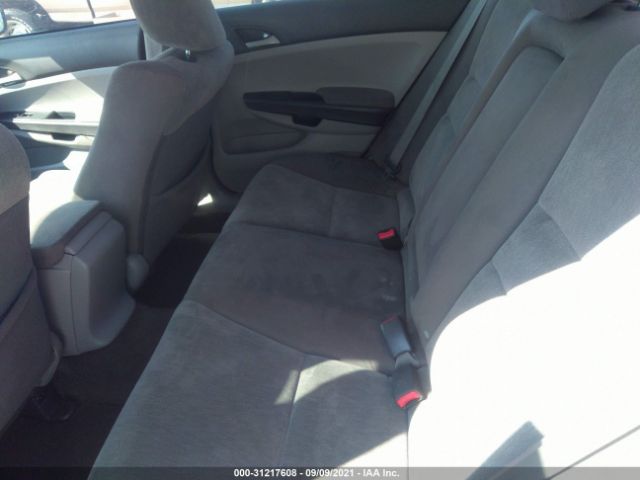 Photo 7 VIN: 1HGCP2F3XAA003314 - HONDA ACCORD SDN 