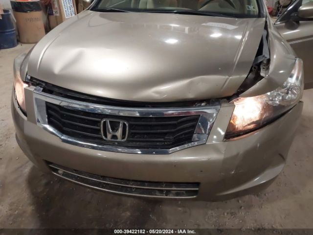 Photo 5 VIN: 1HGCP2F3XAA007976 - HONDA ACCORD 