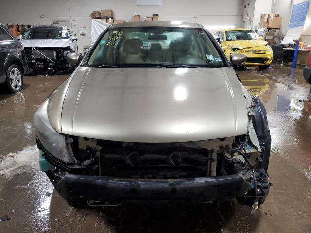 Photo 4 VIN: 1HGCP2F3XAA014507 - HONDA ACCORD LX 