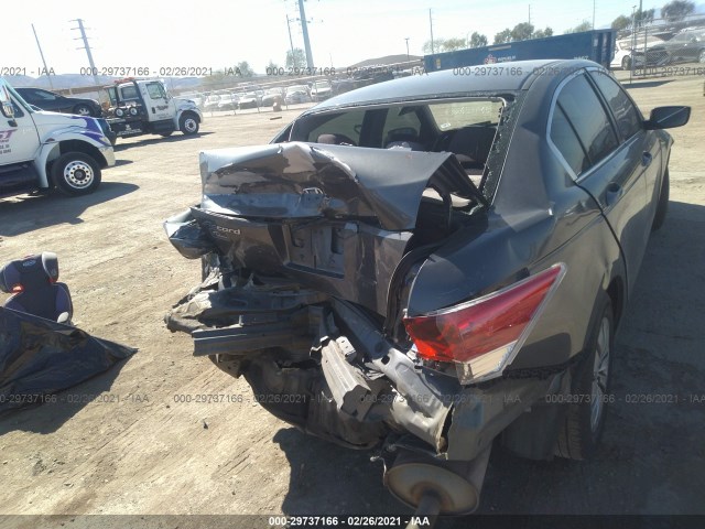 Photo 5 VIN: 1HGCP2F3XAA019268 - HONDA ACCORD SDN 