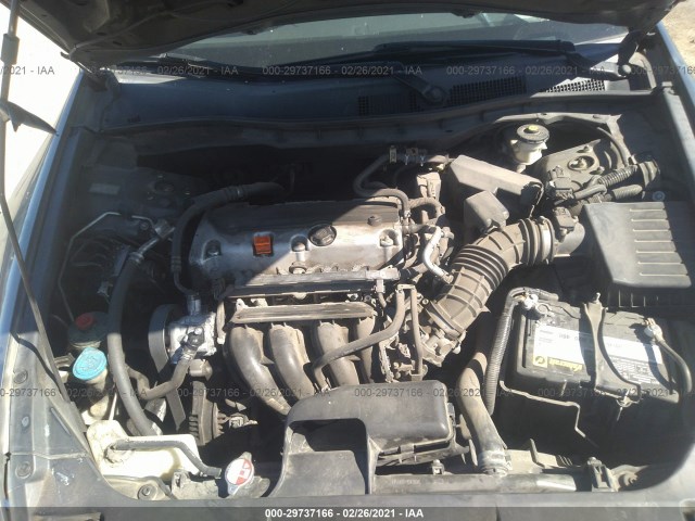 Photo 9 VIN: 1HGCP2F3XAA019268 - HONDA ACCORD SDN 