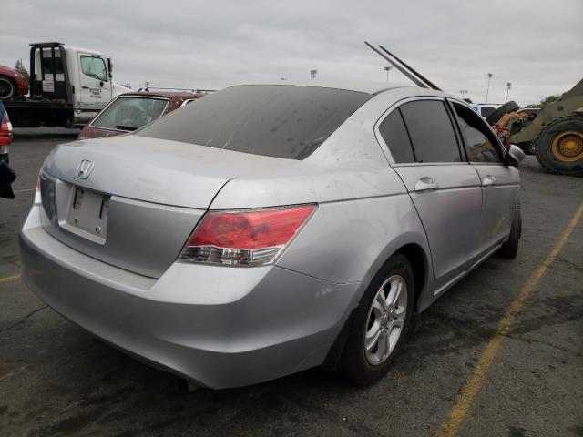 Photo 3 VIN: 1HGCP2F3XAA021330 - HONDA ACCORD LX 