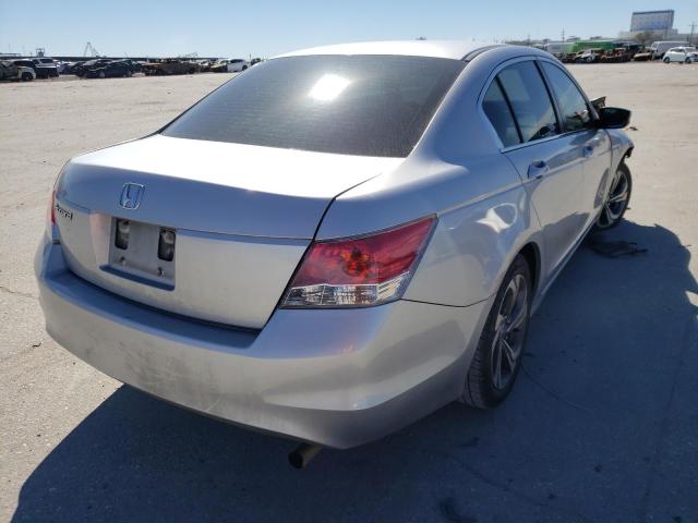 Photo 3 VIN: 1HGCP2F3XAA069328 - HONDA ACCORD LX 