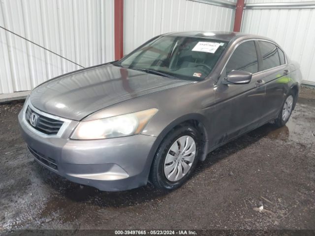 Photo 1 VIN: 1HGCP2F3XAA076621 - HONDA ACCORD 