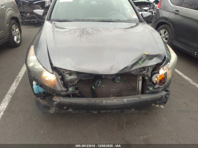 Photo 5 VIN: 1HGCP2F3XAA088168 - HONDA ACCORD SDN 