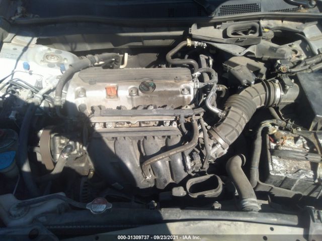 Photo 9 VIN: 1HGCP2F3XAA090891 - HONDA ACCORD SDN 