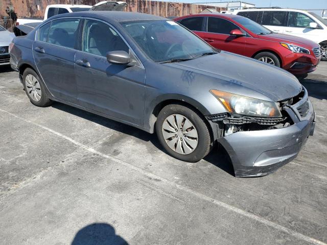 Photo 3 VIN: 1HGCP2F3XAA093869 - HONDA ACCORD LX 