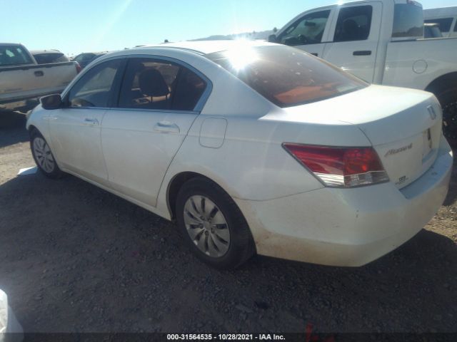 Photo 2 VIN: 1HGCP2F3XAA099851 - HONDA ACCORD SDN 