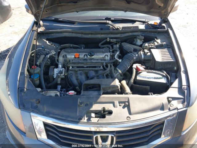 Photo 9 VIN: 1HGCP2F3XAA120407 - HONDA ACCORD SDN 