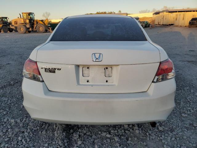 Photo 5 VIN: 1HGCP2F3XAA125252 - HONDA ACCORD 