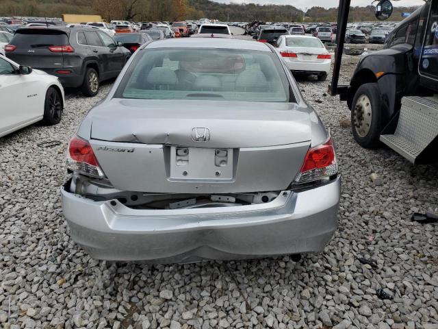 Photo 5 VIN: 1HGCP2F3XAA126451 - HONDA ACCORD LX 