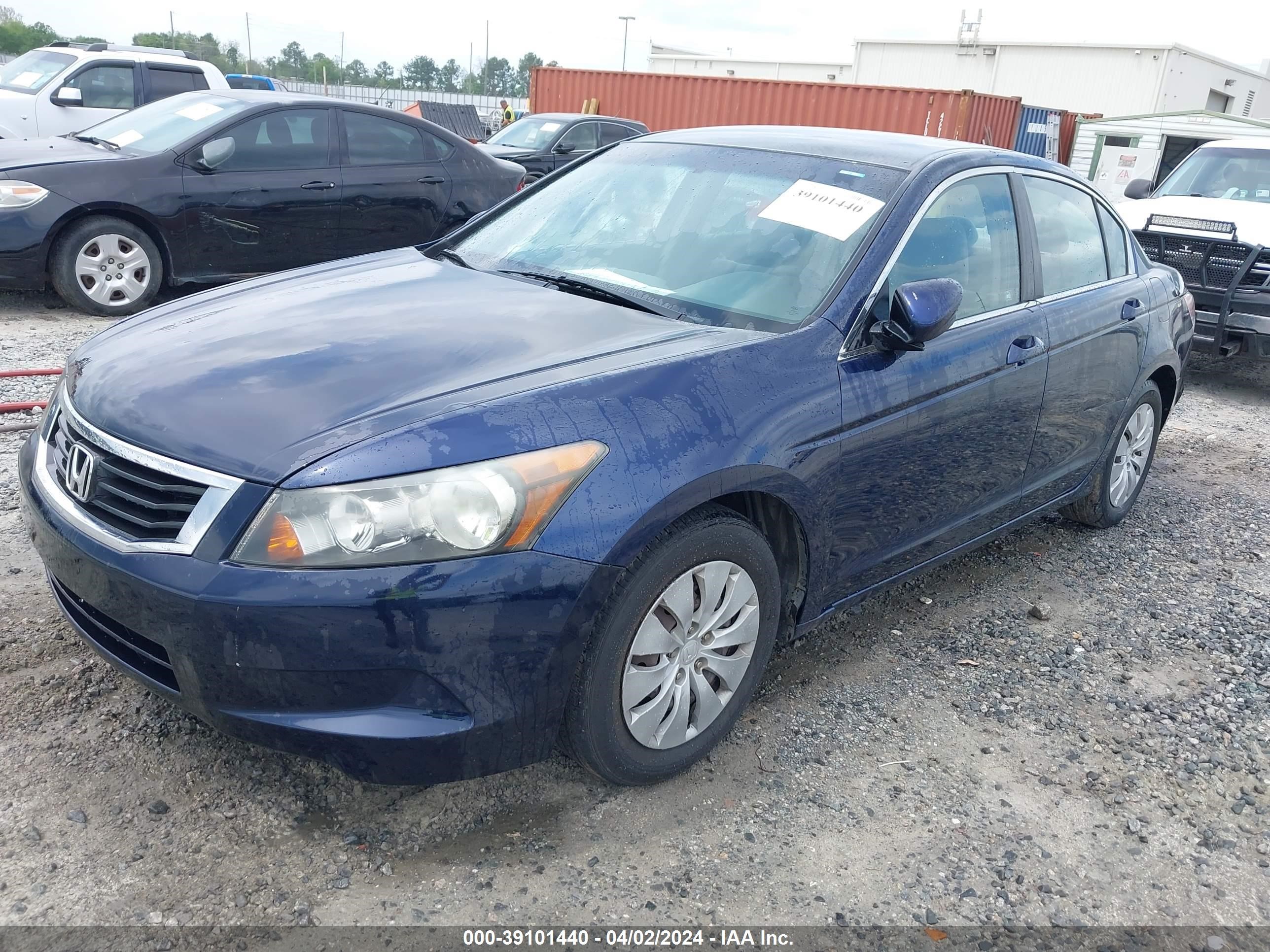 Photo 1 VIN: 1HGCP2F3XAA128345 - HONDA ACCORD 