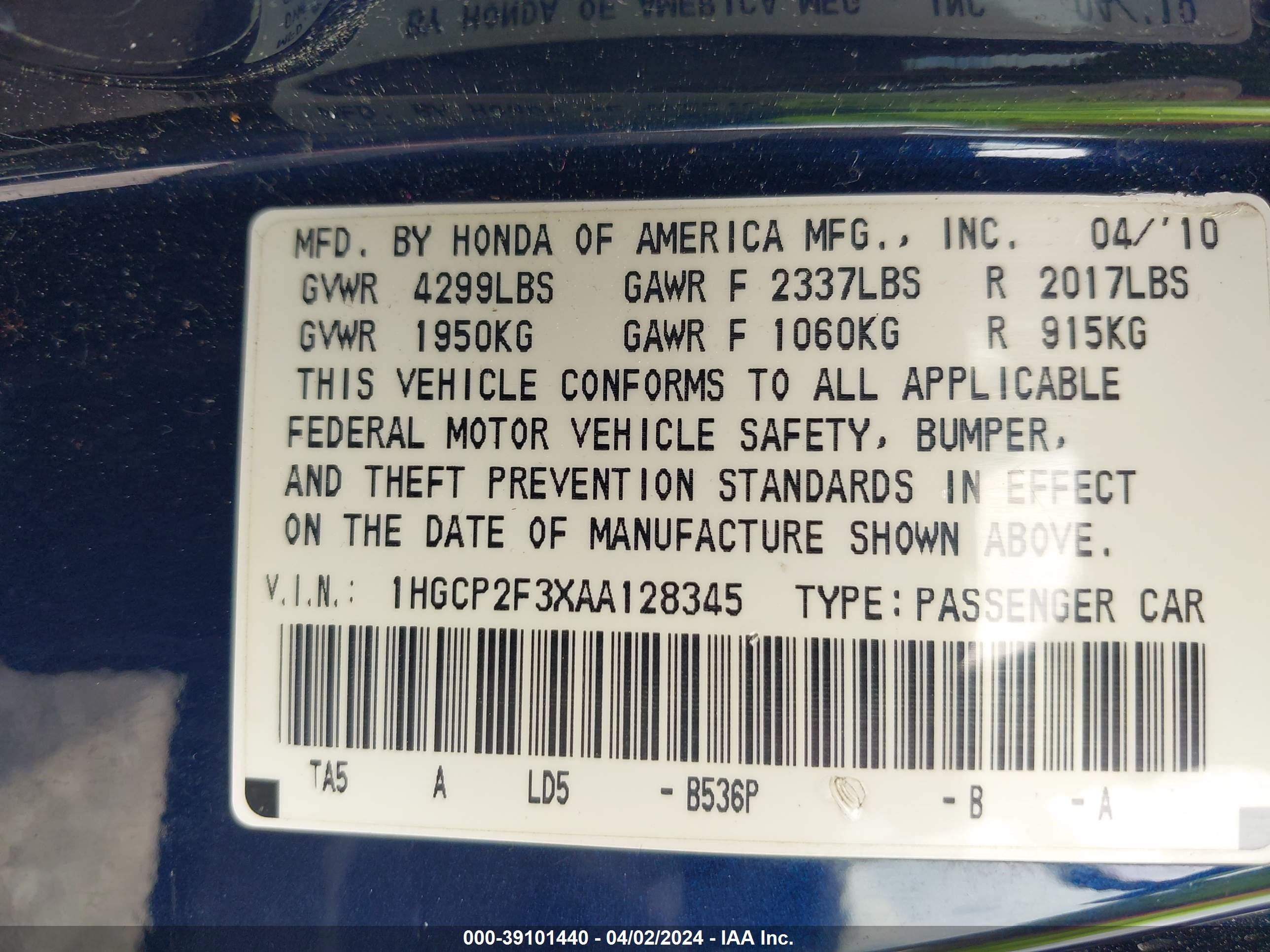 Photo 8 VIN: 1HGCP2F3XAA128345 - HONDA ACCORD 