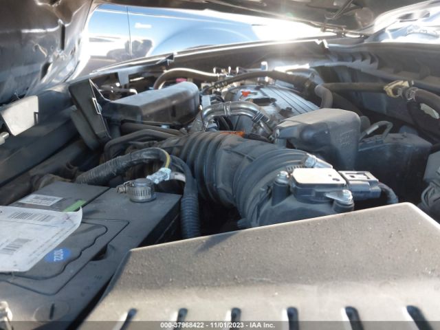 Photo 9 VIN: 1HGCP2F3XAA140916 - HONDA ACCORD 