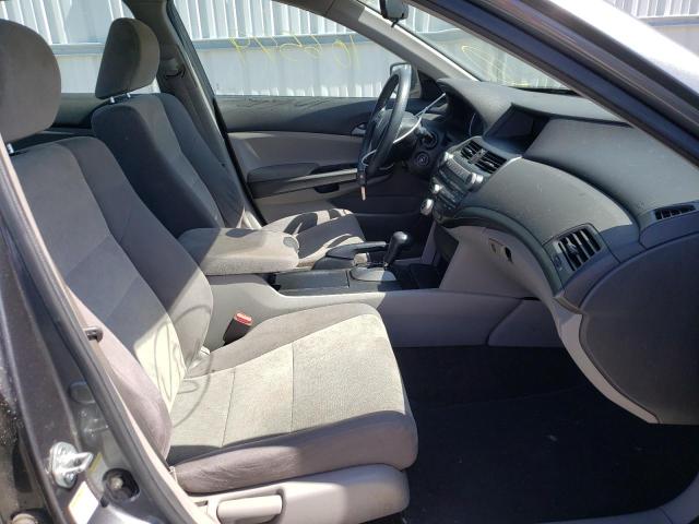 Photo 4 VIN: 1HGCP2F3XAA179893 - HONDA ACCORD LX 