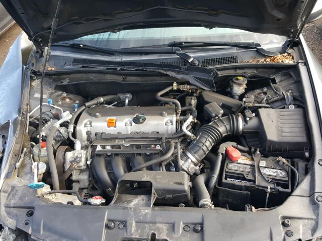 Photo 6 VIN: 1HGCP2F3XAA183054 - HONDA ACCORD LX 