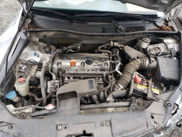 Photo 6 VIN: 1HGCP2F3XAA185838 - HONDA ACCORD LX 