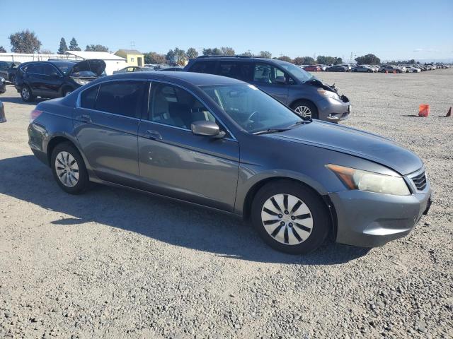 Photo 3 VIN: 1HGCP2F3XAA187119 - HONDA ACCORD LX 