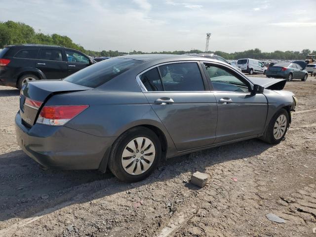 Photo 2 VIN: 1HGCP2F3XBA009602 - HONDA ACCORD 