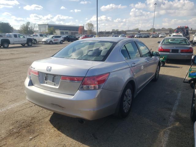 Photo 3 VIN: 1HGCP2F3XBA016758 - HONDA ACCORD LX 