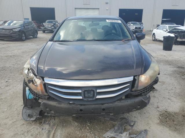 Photo 4 VIN: 1HGCP2F3XBA026674 - HONDA ACCORD LX 