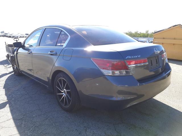 Photo 2 VIN: 1HGCP2F3XBA028604 - HONDA ACCORD LX 