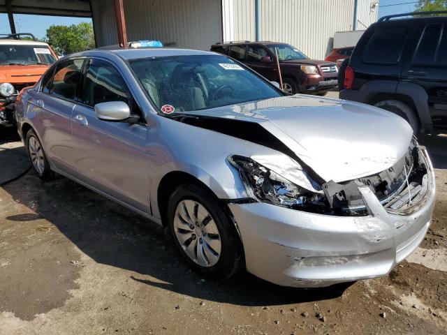 Photo 3 VIN: 1HGCP2F3XBA043846 - HONDA ACCORD 