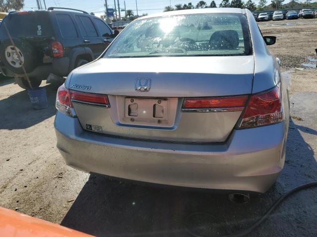 Photo 5 VIN: 1HGCP2F3XBA043846 - HONDA ACCORD 