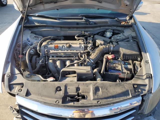 Photo 10 VIN: 1HGCP2F3XBA059352 - HONDA ACCORD 