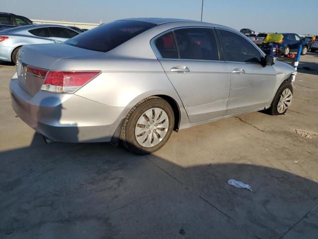 Photo 2 VIN: 1HGCP2F3XBA059352 - HONDA ACCORD 