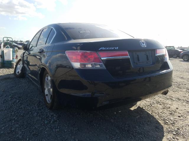 Photo 2 VIN: 1HGCP2F3XBA071887 - HONDA ACCORD LX 