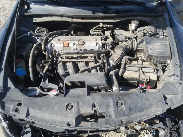 Photo 6 VIN: 1HGCP2F3XBA071887 - HONDA ACCORD LX 