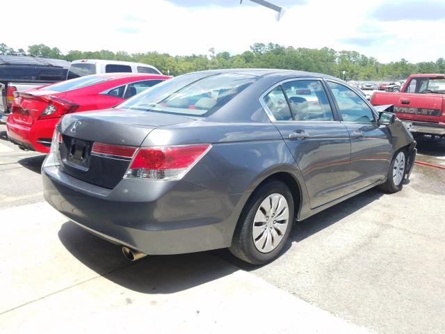 Photo 3 VIN: 1HGCP2F3XBA088172 - HONDA ACCORD LX 