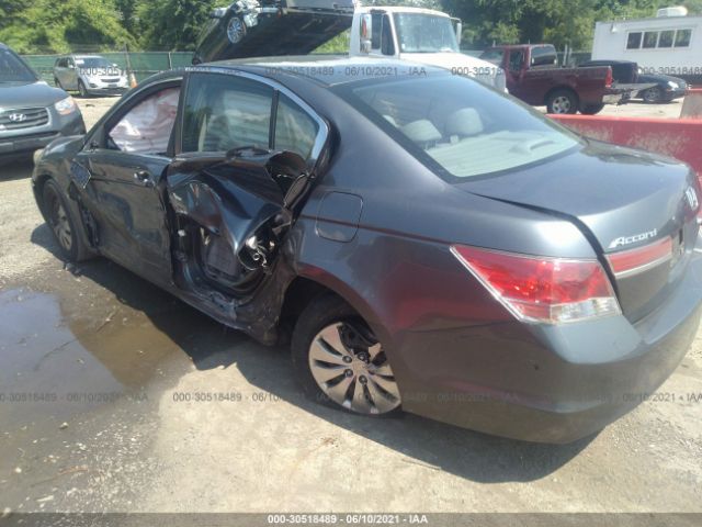 Photo 2 VIN: 1HGCP2F3XBA098281 - HONDA ACCORD SDN 