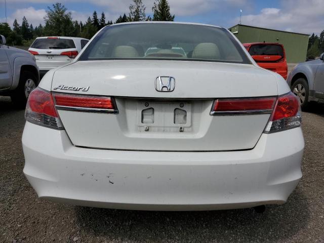 Photo 5 VIN: 1HGCP2F3XBA123129 - HONDA ACCORD LX 