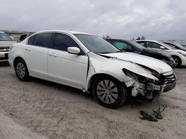 Photo 3 VIN: 1HGCP2F3XBA123518 - HONDA ACCORD 