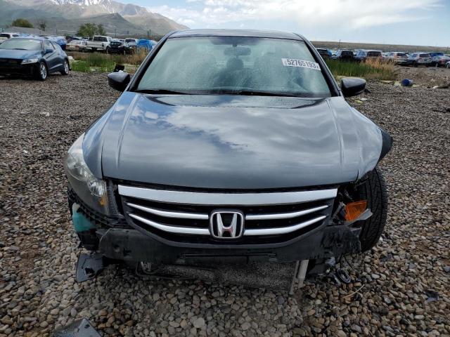 Photo 4 VIN: 1HGCP2F3XBA127262 - HONDA ACCORD 